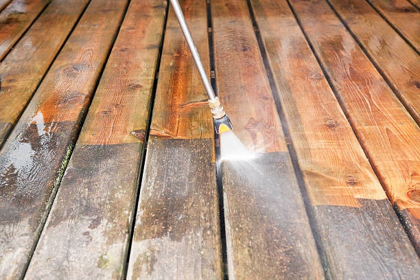 Best Deck Cleaning Services  in Lovington, IL